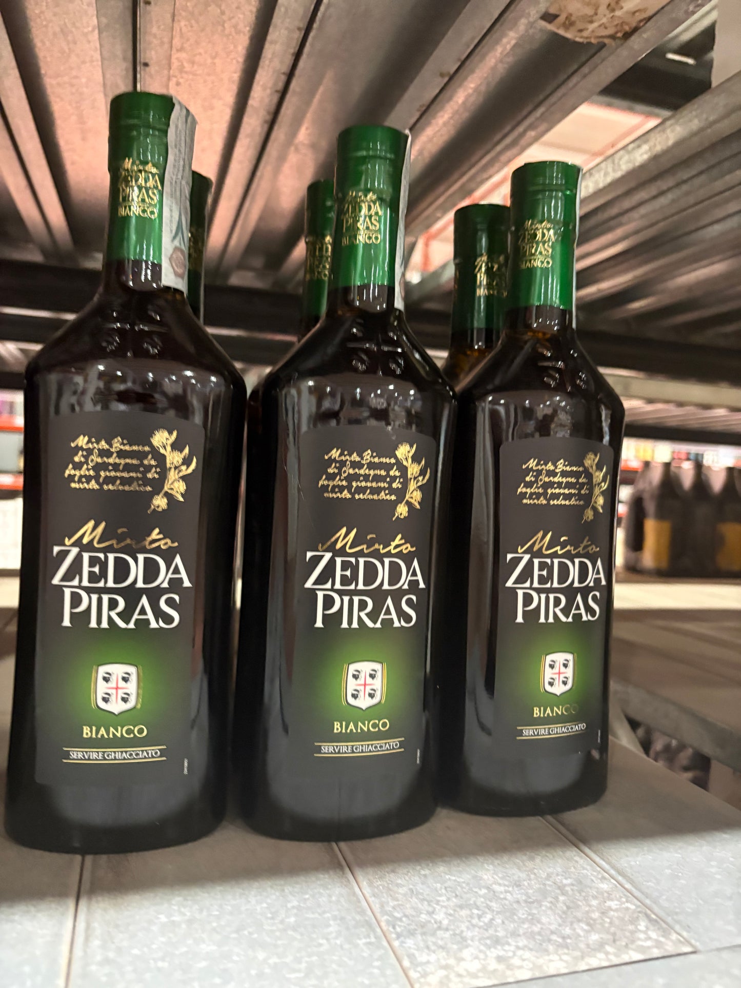 Mirto Zedda Piras Rosso e bianco