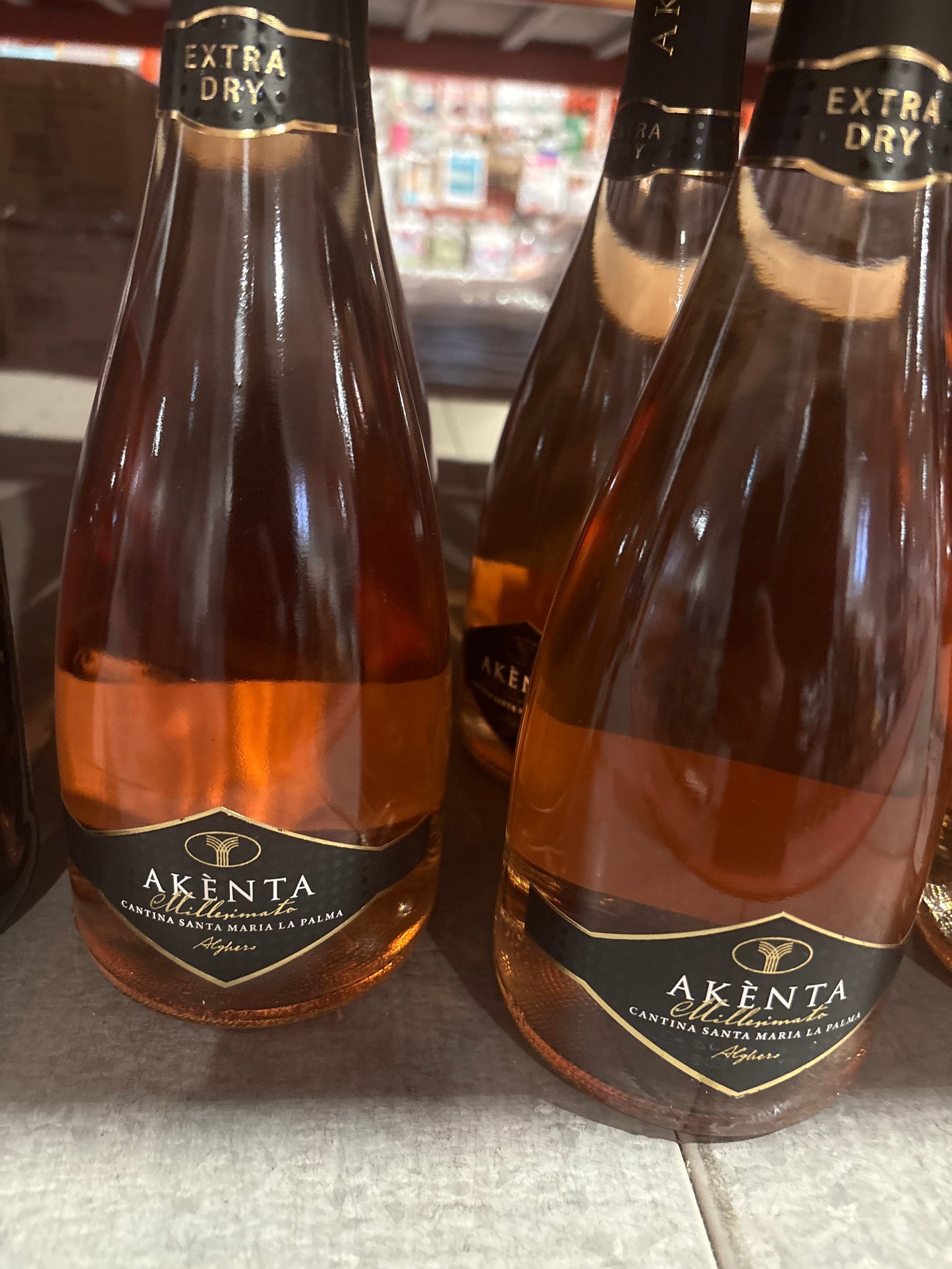 Akenta Rosè e Akenta